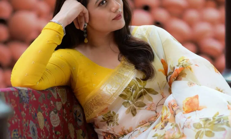 "How Can Someone Look So Beautiful Every Time?" Girija Oak’s Latest Saree Photos Drive Fans Crazy 1 Girija Oak in Yellow