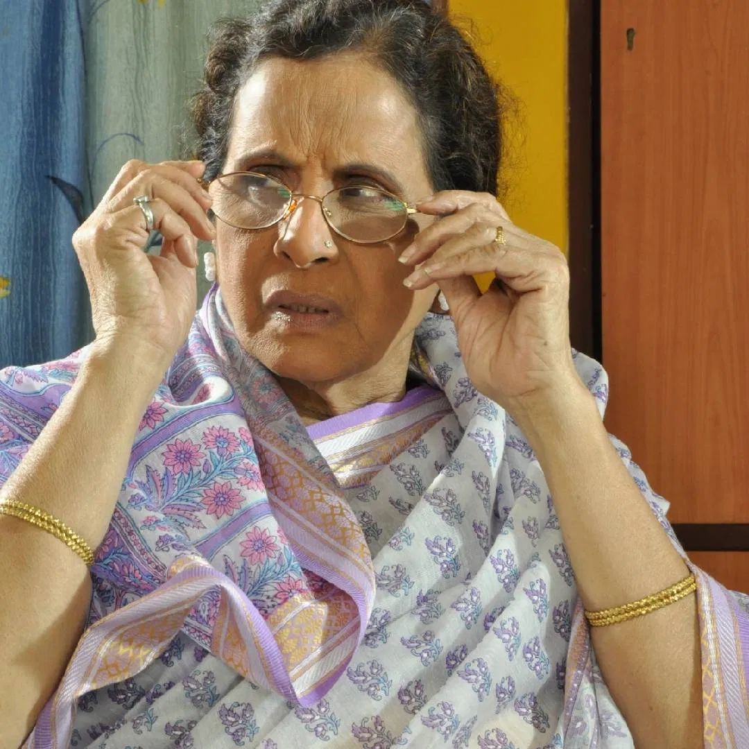 Pavitra Rishta Actress Usha Nadkarni Shares Her Journey Through Childhood Abuse, Estrangement, and Living Alone 10 Usha N